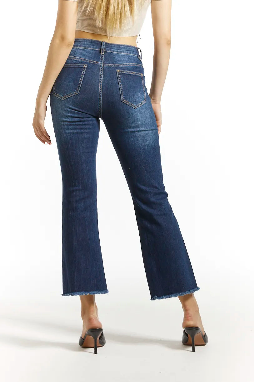 Short flared jeans