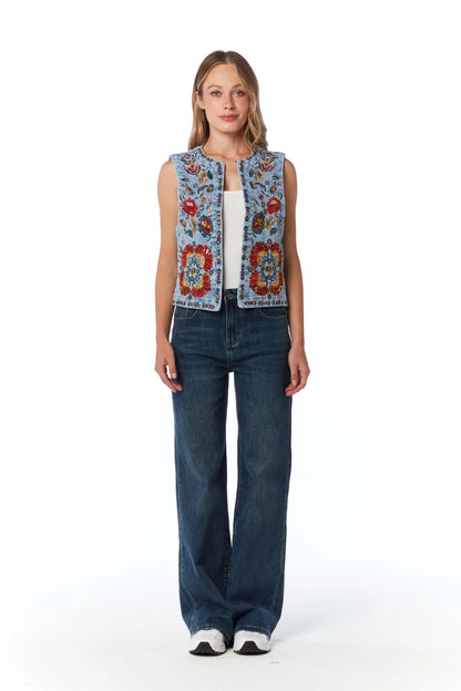 Denim vest embroidered with flower on the front