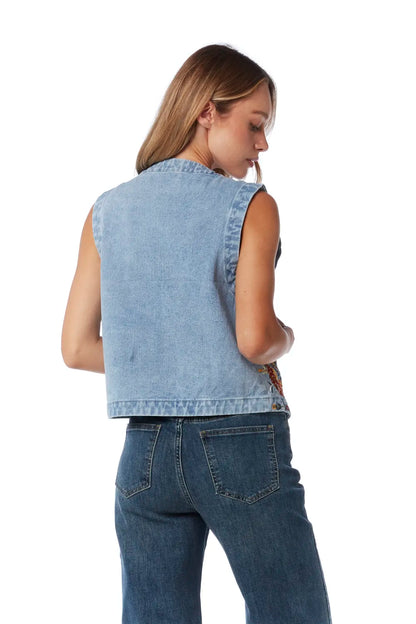 Denim vest embroidered with flower on the front