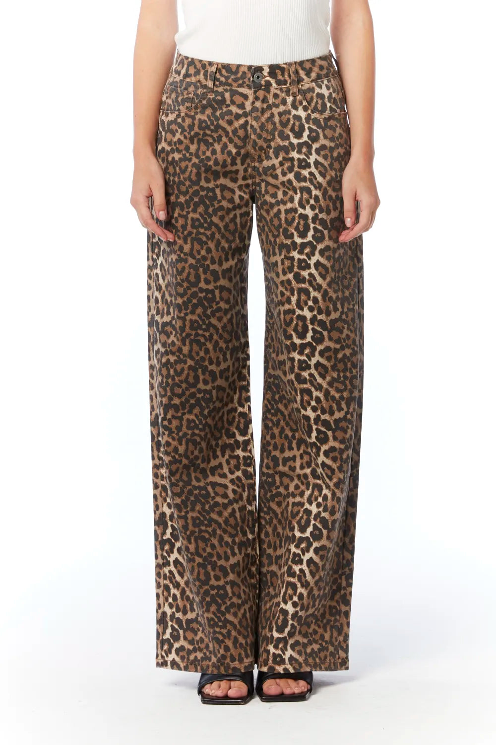 Skinny jeans with animal print