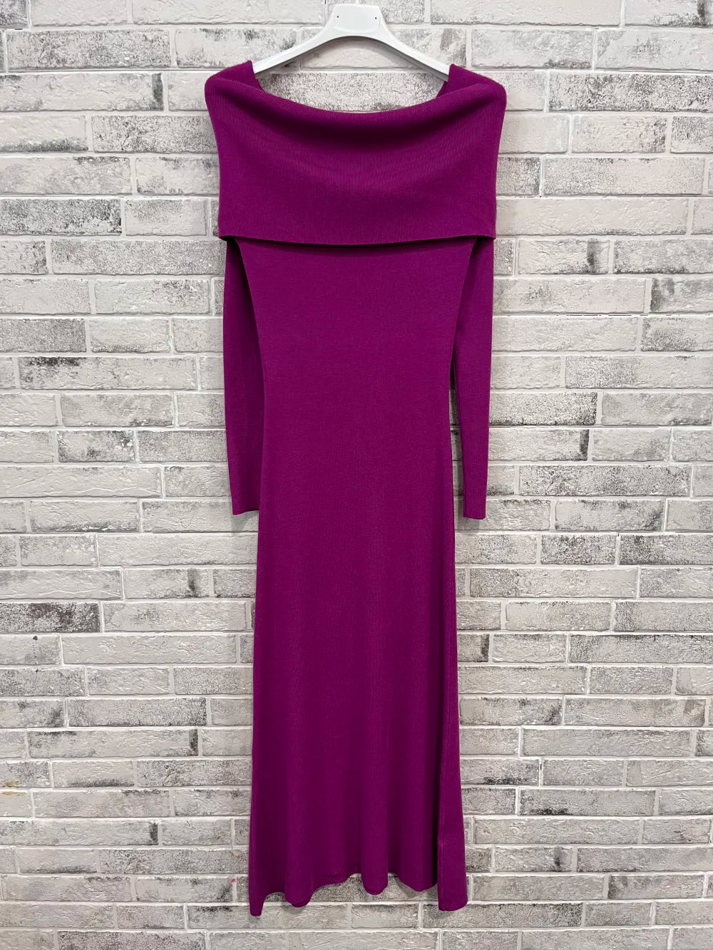 Long knitted dress with boat neck