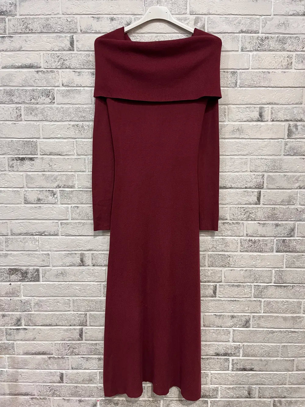 Long knitted dress with boat neck